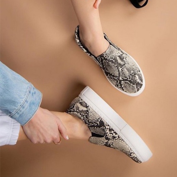 Snakeskin Print Slip on vegan leather Sneakers - Picture 2 of 2